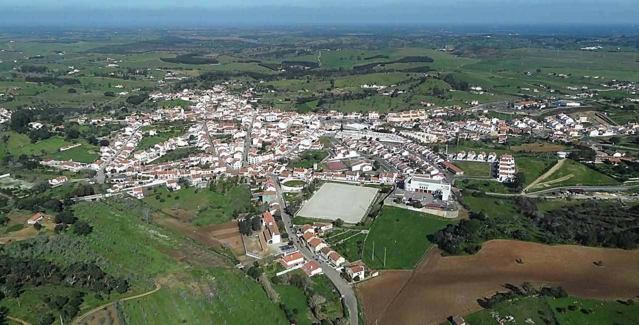 Apartamentos Bau-Doce Cercal do Alentejo エクステリア 写真
